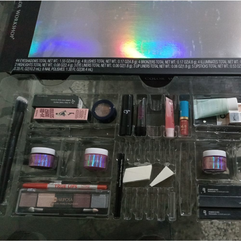 Randomized name brand makeup bundle - Picture 2 of 9